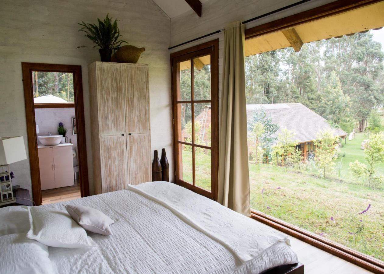Palumbo Glamping&Villas Cayambe Esterno foto