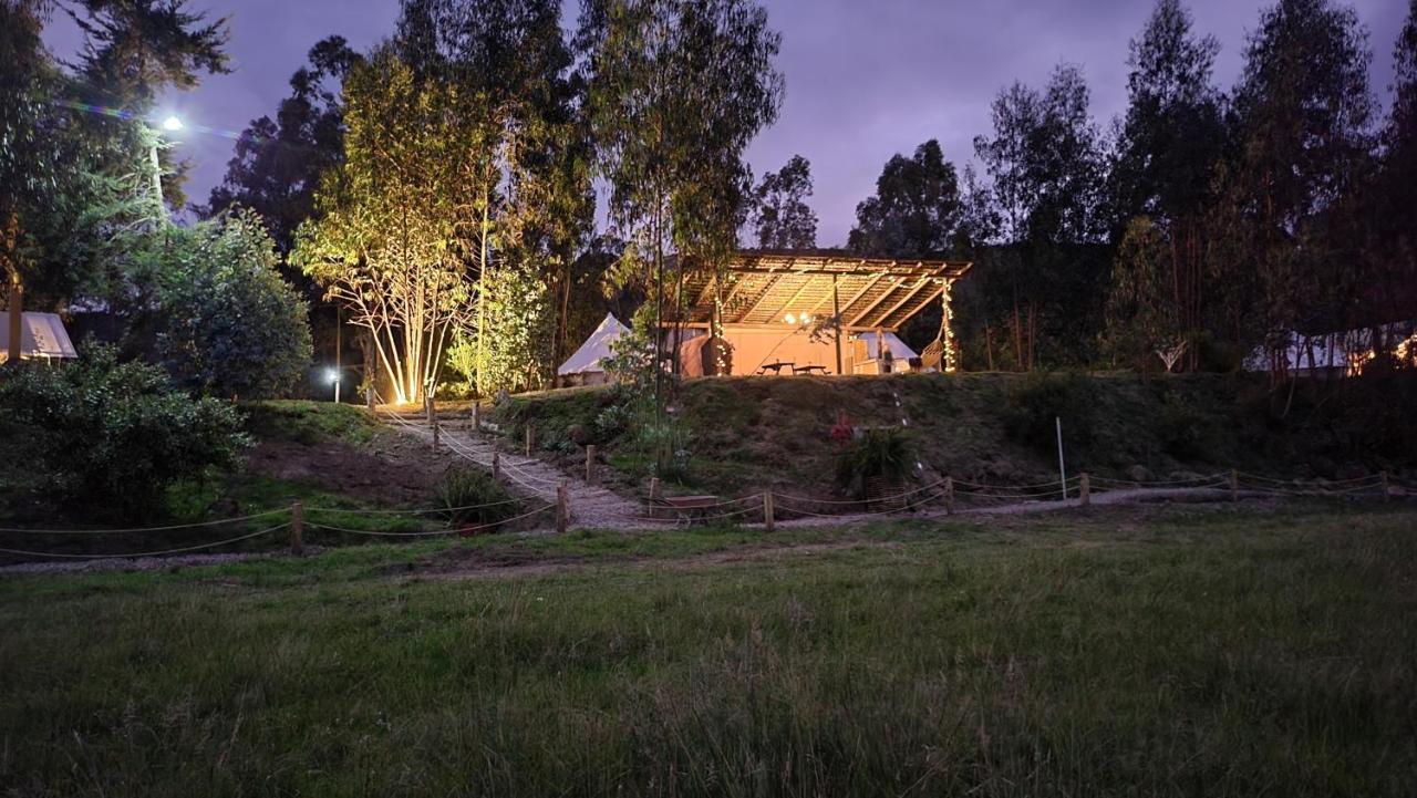 Palumbo Glamping&Villas Cayambe Esterno foto