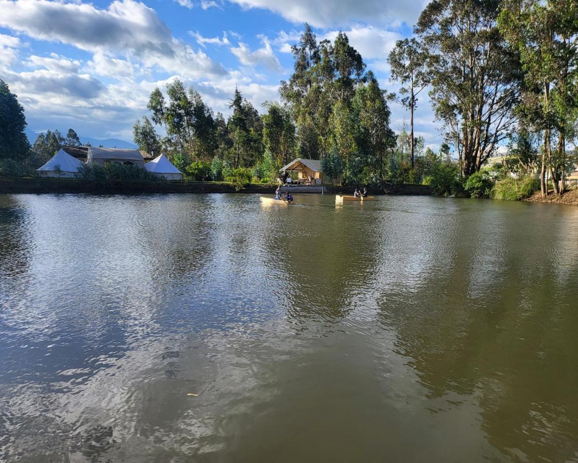 Palumbo Glamping&Villas Cayambe Esterno foto